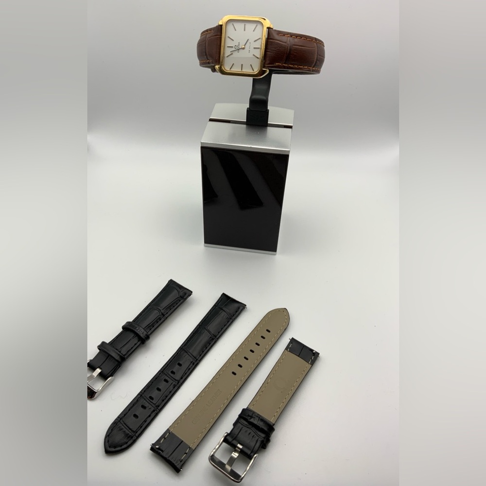 Top grain leather watch strap suitable for Omega watches with 18mm between lugs